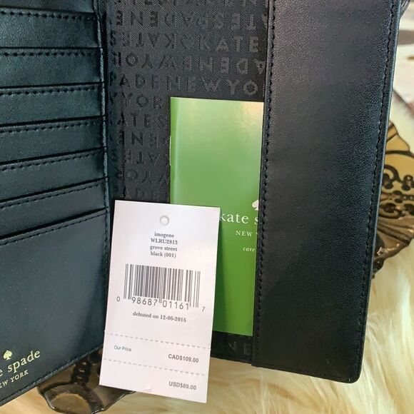 KATE SPADE PASSPORT HOLDER BLACK - Picture 6 of 9
